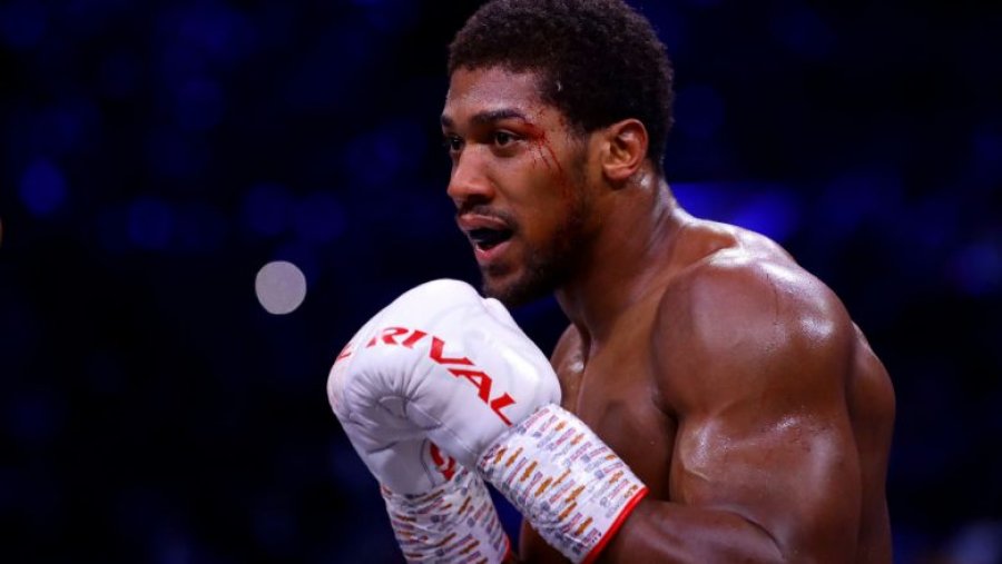 Anthony Joshua emëron trajnerin e ri para meçit me Jermaine Franklin