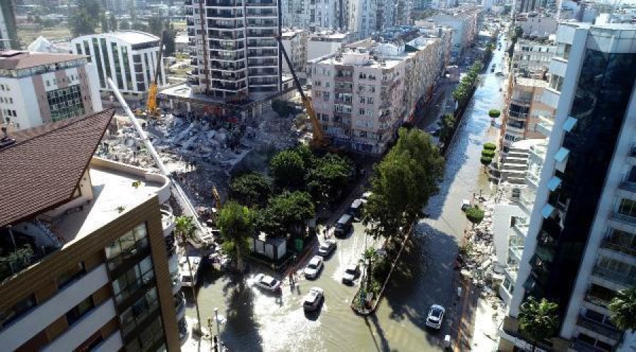 Turqi: Pas tërmeteve ngrihet niveli i detit 