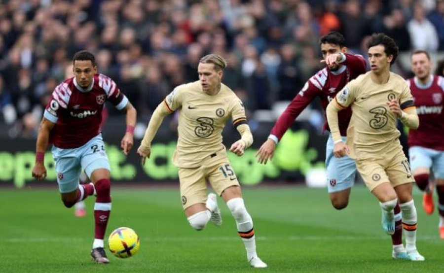 Chelsea zhgënjen si mysafir, pikë shprese për West Ham
