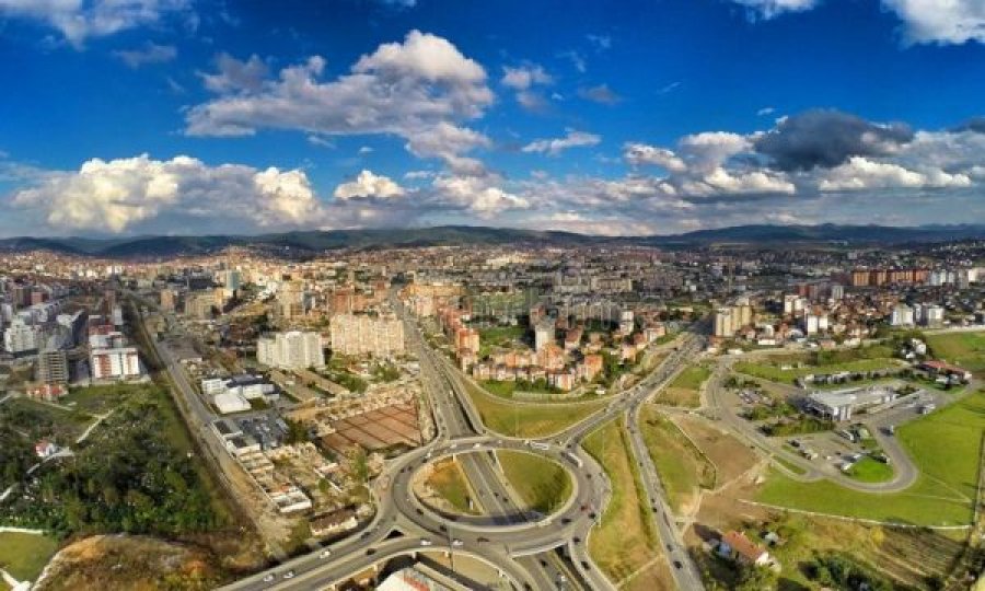 Sot ndalohet qarkullimi i automjeteve në disa rrugë në Prishtinë, kjo është arsyeja