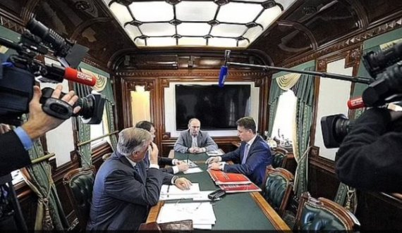 Putin nuk përdor asnjë mjet përveç trenit të blinduar