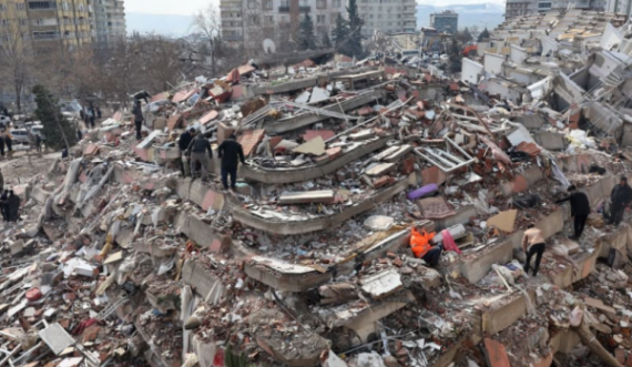 Mbi 41 mijë të vdekur nga tërmeti në Turqi dhe Siri