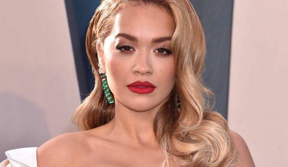  Rita Ora duket e mahnitshme rrugëve të New Yorkut