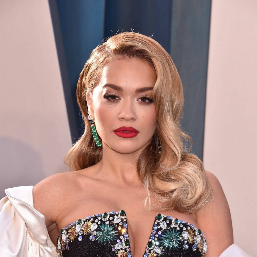  Rita Ora duket e mahnitshme rrugëve të New Yorkut