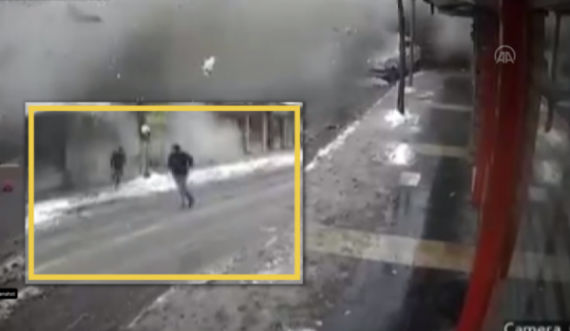 Turqi, këta dy persona mrekullisht i ikin shembjes së një godine