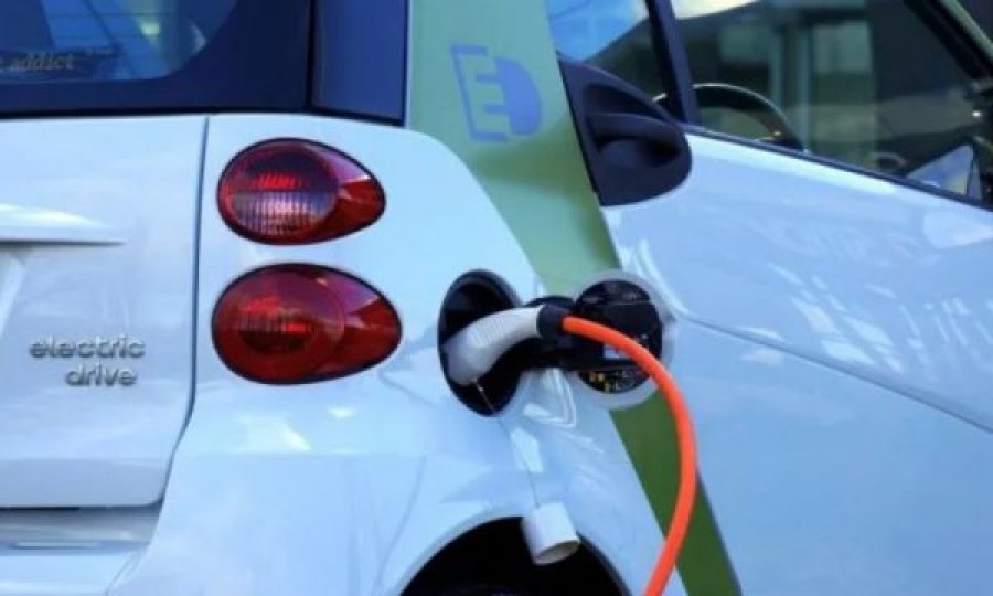 Për veturat elektrike arrin revolucioni i parë 