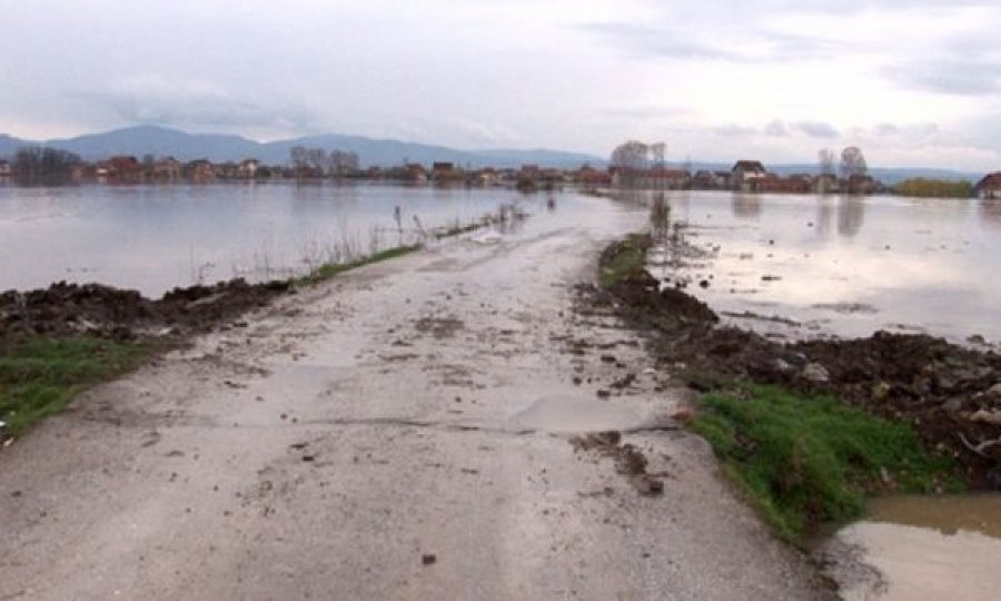 Në disa zona të Kosovës mund të ketë vërshime të shpejta