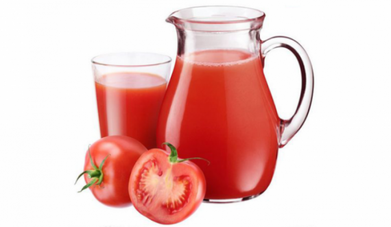 3 arsye pse lëngu i domates është aleati më i mirë i femrave