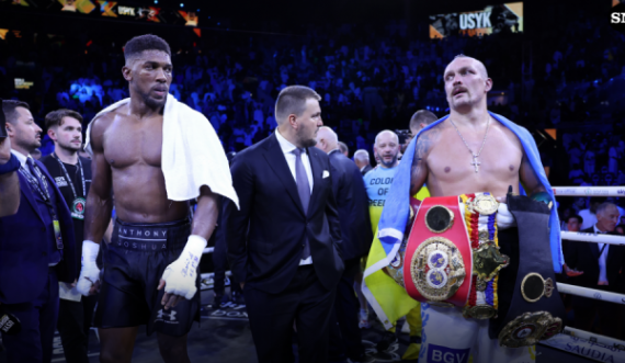 Usyk e konfirmoi dominimin ndaj Joshuas, Fury i pandalshëm