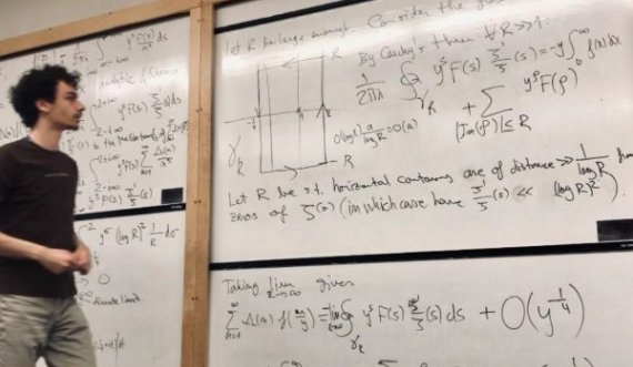 Dashuria për matematikën e kosovarit që shkëlqeu në Oxford