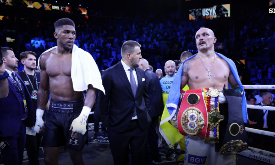 Usyk e konfirmoi dominimin ndaj Joshuas, Fury i pandalshëm