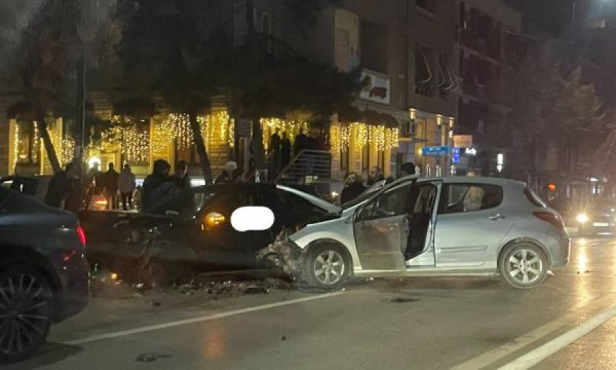 Aksident i rëndë në Prishtinë, rruga “Luan Haradinaj”, publikohen pamjet nga vendi i ngjarjes