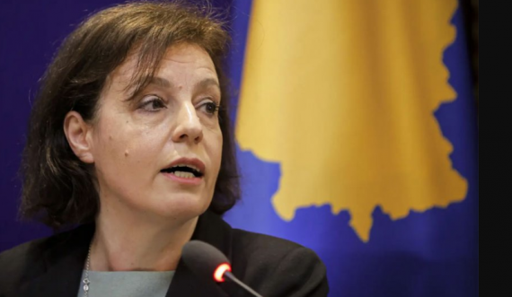 Ka i ki çadrat oj krye diplomate e Kosovës, Zonja Donika Gërvalla-Schwarz