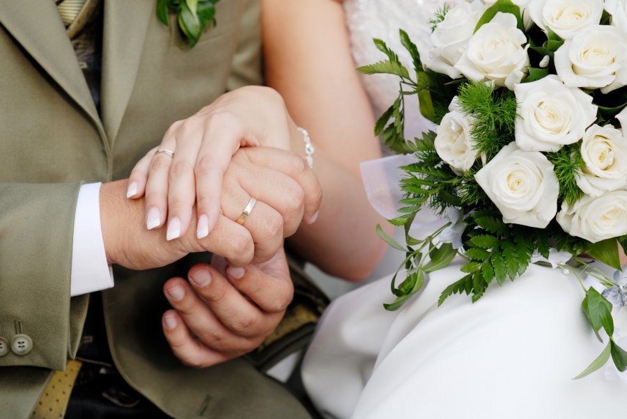 INSTAT: Shqiptarët po martohen gjithmonë e më pak