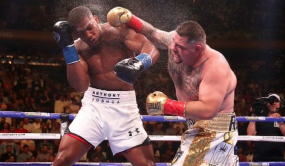 Pas duelit me Andy Ruiz, Anthony Joshua tani është edhe më i frikësuar nga nokauti