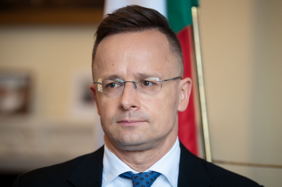 Hungaria del kundër anëtarësimit të shpejt të Kosovës në institucione europiane