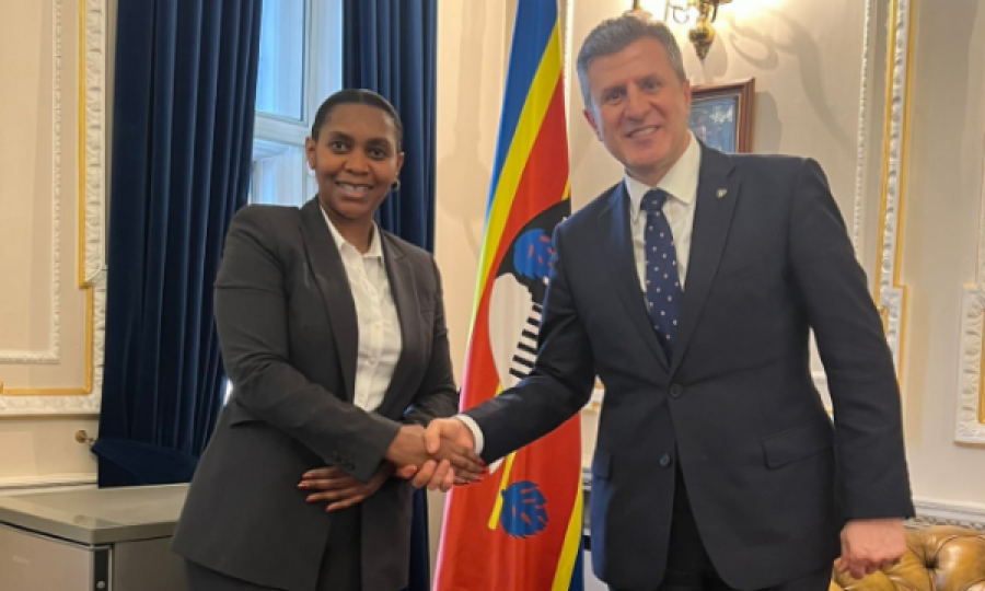 Aleksander Vuçiq demantohet prapë, as ky shtet afrikan nuk e tërhoqi njohjen për Kosovën