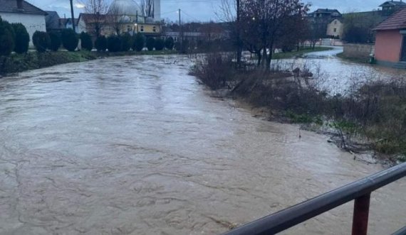 Paralajmërohen vërshime në këto pjesë të Kosovës