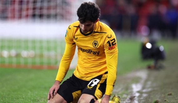 Barcelona po punon për huazimin e Goncalo Guedes nga Wolves