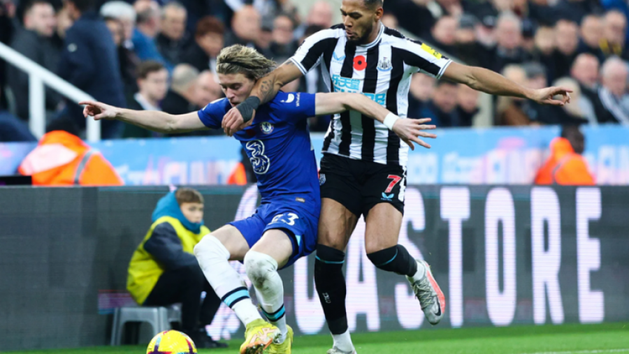 Newcastle po i  shënjestron tre  futbollistë  nga Chelsea për transferim