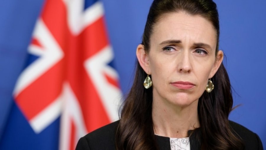 Dorëhiqet kryeministrja e Zelandës së Re