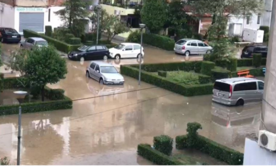 Gjendja nga vërshimet mundë të sanoheh edhe me ndihma të jashtme