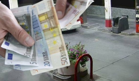 Prishtinë: Nën kërcënimin e thikës në në një pompë derivatesh vjedhin para dhe cigare