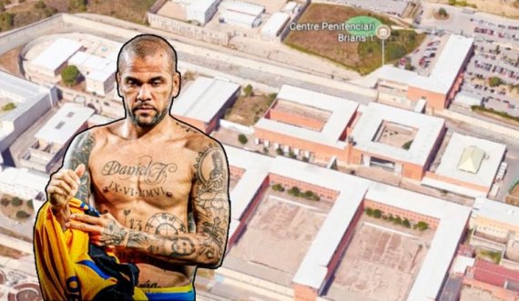 Dani Alves duke 