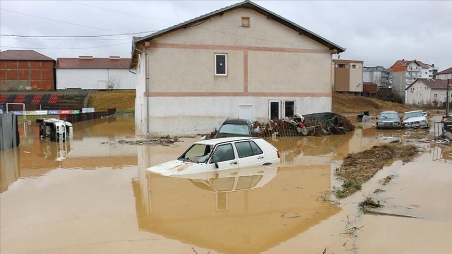 Vërshimet në Skenderaj, hapet fondi emergjent për donacione