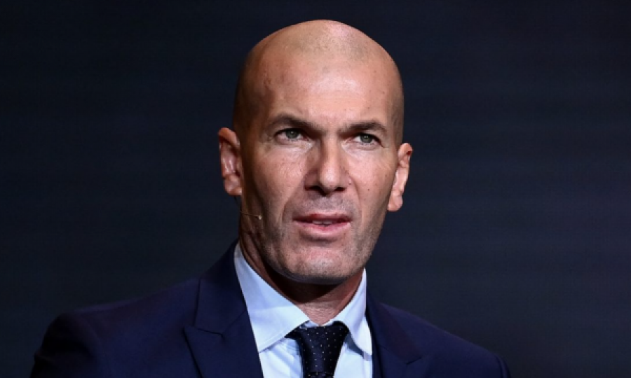 Napoli e merr në konsideratë emërimin si trajner të Zidane