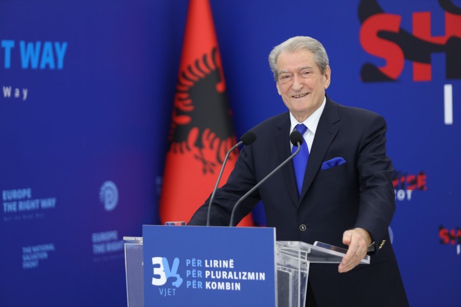 Skandali McGonigal/ Berisha: Disa ministra kanë paraqitur dorëheqjen. Edhe Erion Veliaj është në ‘tavë’