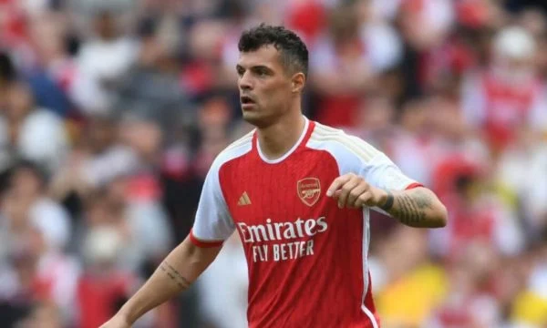 Granit Xhaka ia jep lamtumirën Arsenalit, gati për sfidën e re