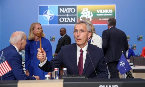 NATO ka porosi për Kosovën e Serbinë 