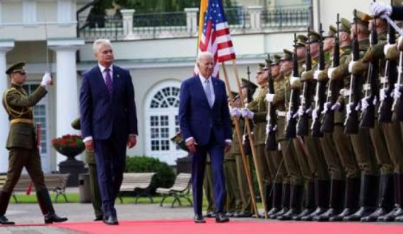 Joe Biden arrin në Vilnius për Samitin e NATO-s