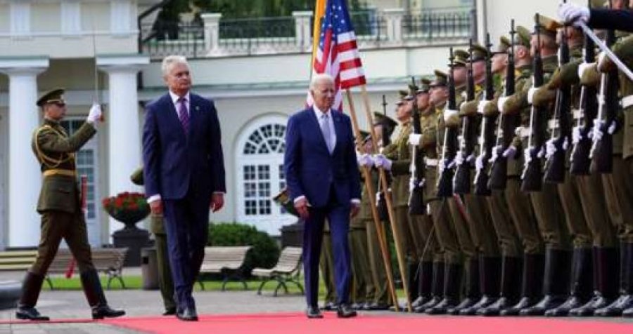 Joe Biden arrin në Vilnius për Samitin e NATO-s