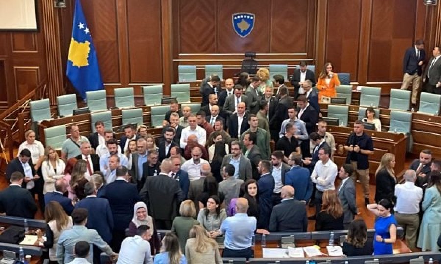 Këshilltari i Bislimit: Sulmin e parë, edhe ndaj Kurtit dhe Bislimit e bëri Mërgim Lushtaku
