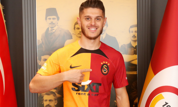 Futbollisti Kosovar Milot Rashica refuzon ofertën e Fenerbahces: Në Turqi luaj vetëm për Galatasarayn