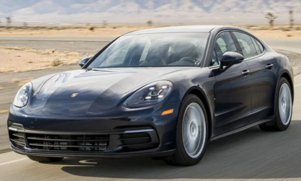 Porsche Panamera mund të kalojë tërësisht në elektrike