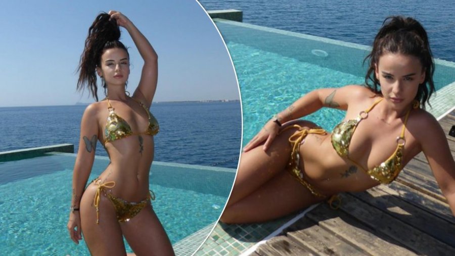 Rina Balaj shfaqet provokuese në imazhet e radhës në bikini speciale 