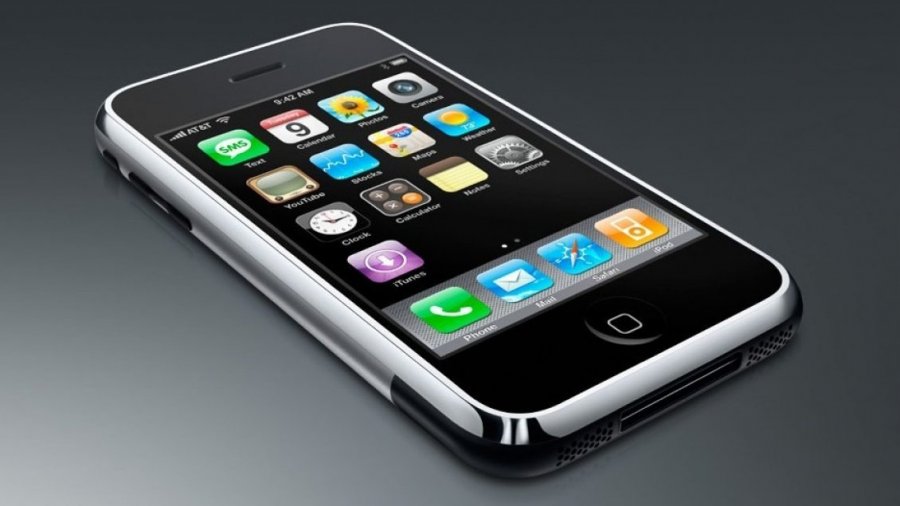 iPhone origjinal me 4GB shitet për 190,372 dollarë në ankand