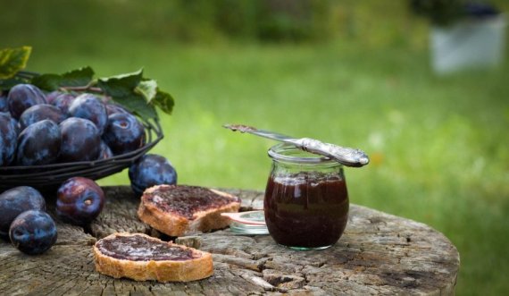 Receta e Pepës:Xhem i shtëpisë me kumbulla