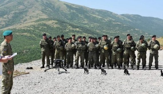 FSK trajnohet me Forcat e Armatosura Turke për përdorimin e armëve të këmbësorisë