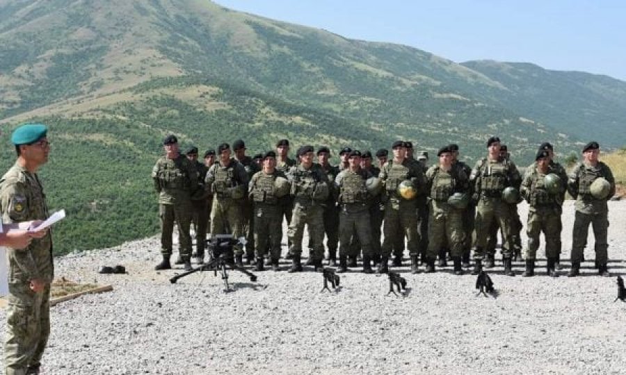 FSK trajnohet me Forcat e Armatosura Turke për përdorimin e armëve të këmbësorisë