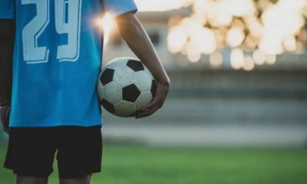 Lajm tragjik nga Gjermania: Sherri midis të rinjve i merr jetën futbollistit 15-vjeçar