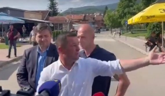Todiq: Hetemi dëshiron të dalë nga objekti i Komunës së Leposaviqit 'por s’po e lënë nga Prishtina'