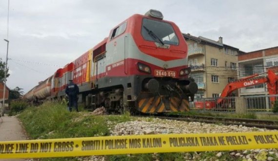 Klinë: U godit nga treni, vdes një person