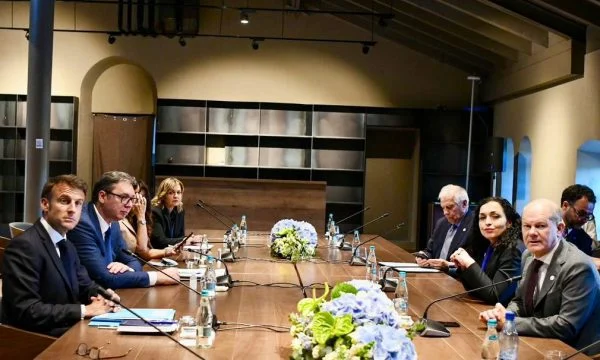 Zbulohen tri kërkesat e Macron’it, Scholz’it dhe Borrellit në takimin me Osmanin dhe Vuçiqin