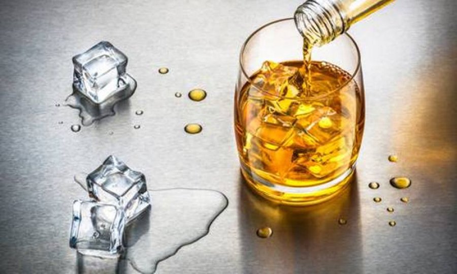 Alkooli fals  po vret rusët