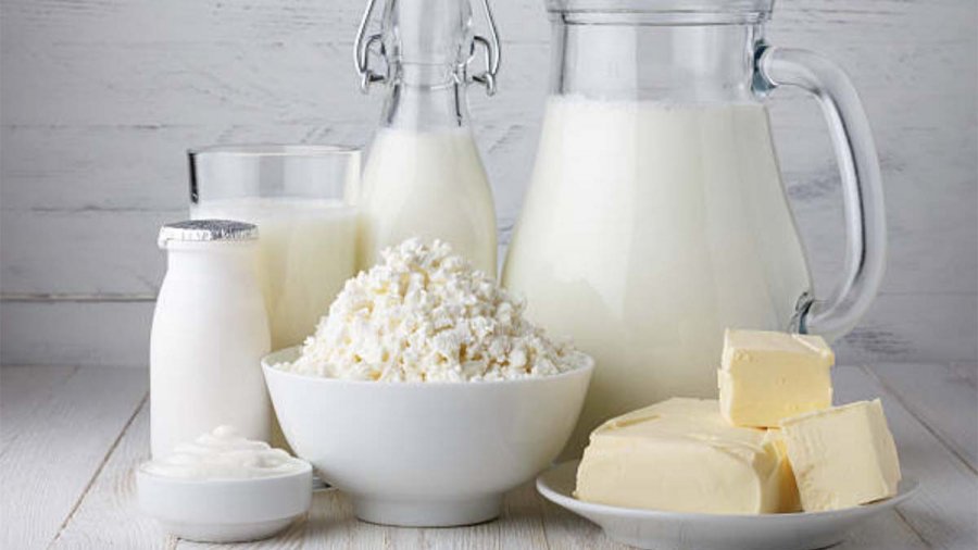 Qumështi i yndyrshëm, ajka, jogurti dhe djathi pakësojnë rrezikun për diabet, tipi 2