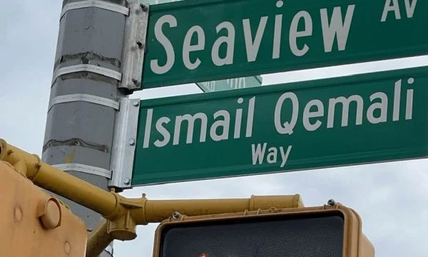 Në New York inaugurohet rruga “Ismail Qemali”